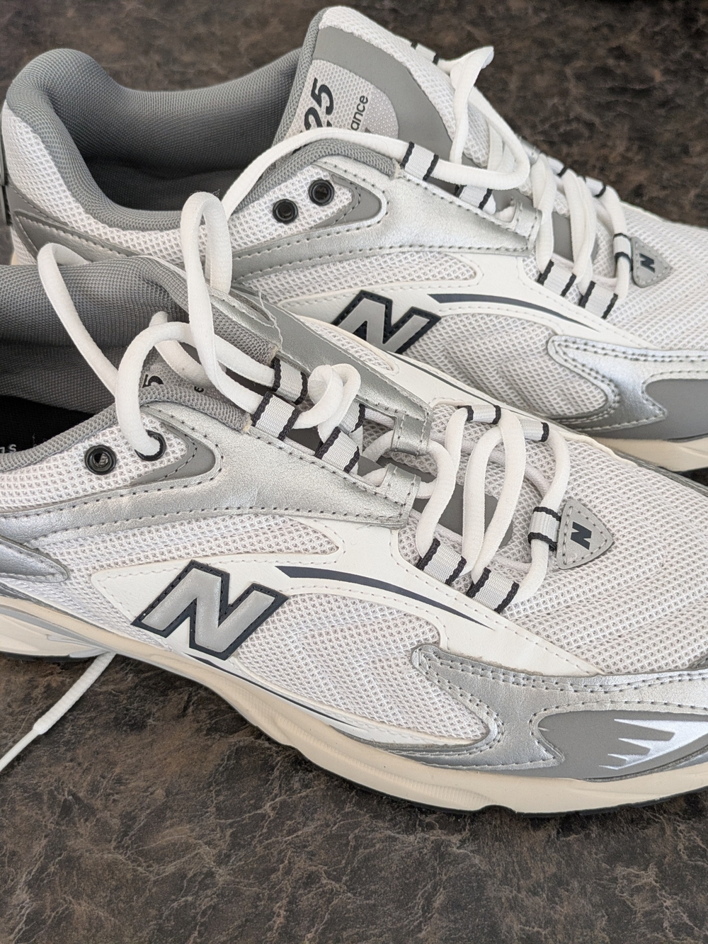 New Balance 725 V1s Silver White Mesh Sneakers